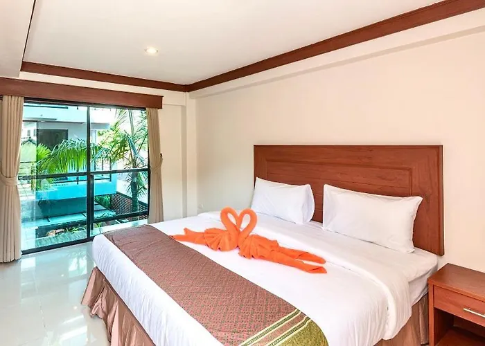 Kata Noi Bay Inn